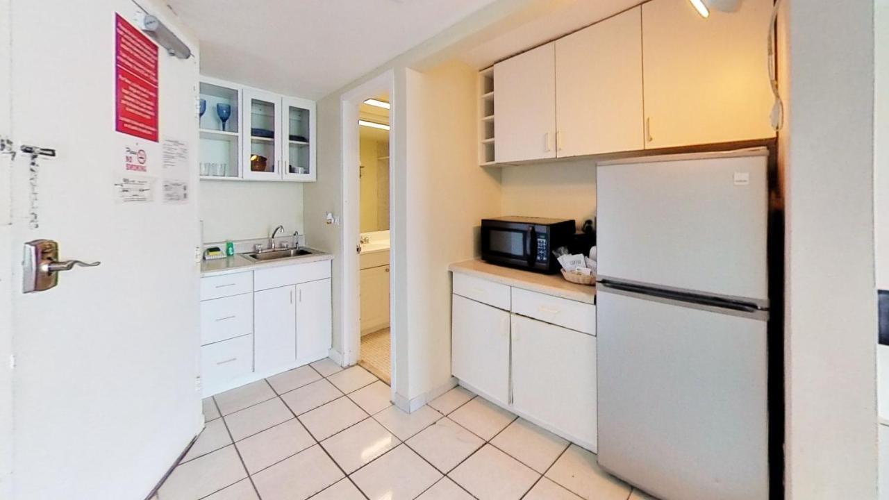 Castle 1733 Ocean View With Direct Access, Pool, Tennis & Free Parking Hébergement de vacances